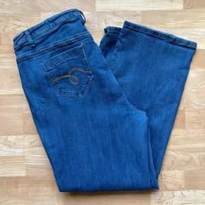 Smith’s Dungaree’s Denim Medium Wash Plus Size Jeans Size 20W with 29” inseam